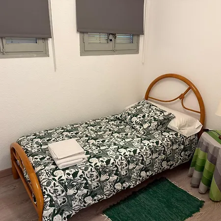 Casa De Abuelos *